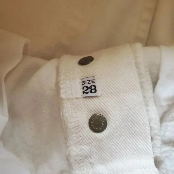 Nwot INDUSTRIA off white jeans Size 28 - Picture 4 of 4